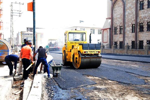 Van'da Yeni Yollar Yeni Cazibe Merkezleri Oluşturuyor Hizmetin Gittiği Yerlerde Emlaklar Değerleniyor