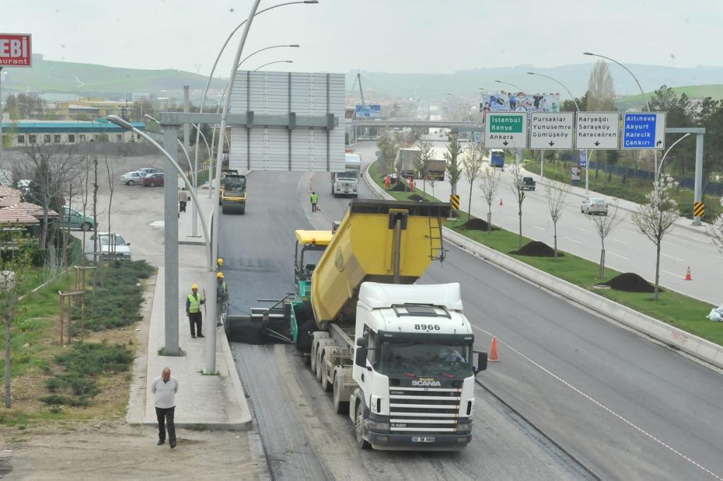 Esenboğa Yolu ve Samsun Yolu'nda Asfalt Çalışmaları