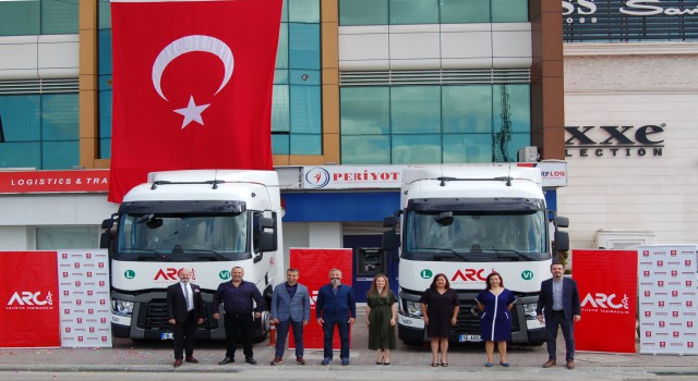 Arclog’un Yeni Renault Trucks T Çekicileri Yola Çıkıyor