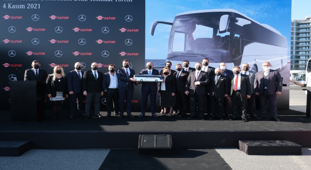 Mercedes-Benz Türk’ten, Altur Turizm’e 20 Yeni Otobüs Teslimatı