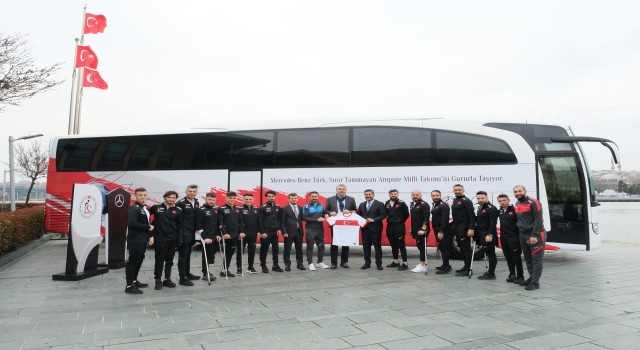 Mercedes-Benz Türk, Ampute Futbol Milli Takımı’nın Resmi Ulaşım Sponsoru Oldu