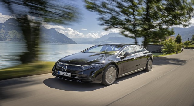 Mercedes, Tamamen Elektrikli Yeni EQS İle Geleceğin Teknolojilerini Bugünden Sunuyor