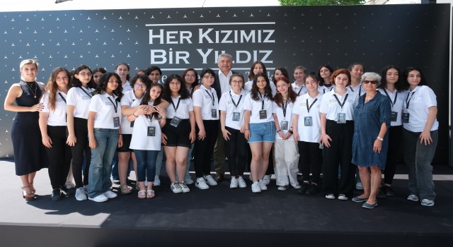 Mercedes-Benz Türk’ün Yıldız Kızları İstanbul’da Bir Araya Geldi