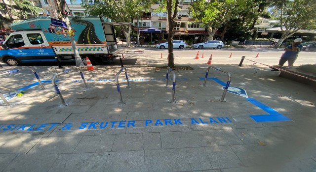 Elektrikli Skuterların Park Sorunu Çözülüyor