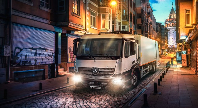 Ağır Ticari Araç Sektörünün İhtiyaçlarını Dinleyen Mercedes-Benz Türk, Kamyonlarını Yeniliklerle Donattı