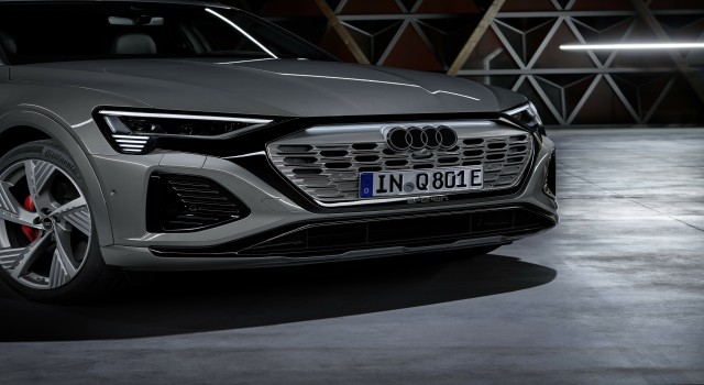 Audi Logosunu Yeniden Tasarladı