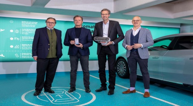 Bosch Ve Mercedes-Benz'in Sürücüsüz Park Sisteminin Ticari Kullanımı Onaylandı