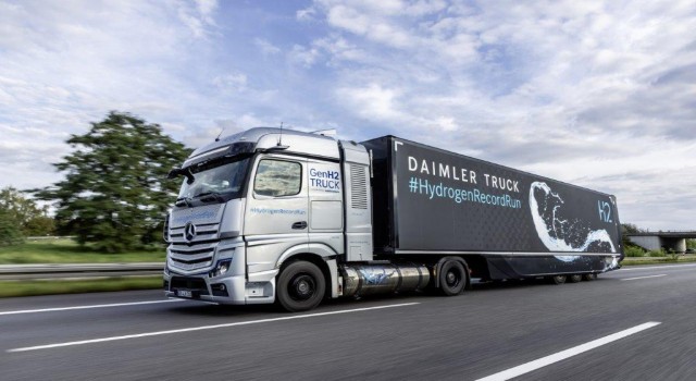 Mercedes-Benz GenH2, Tek Dolumla 1000 Kilometre Rekoru