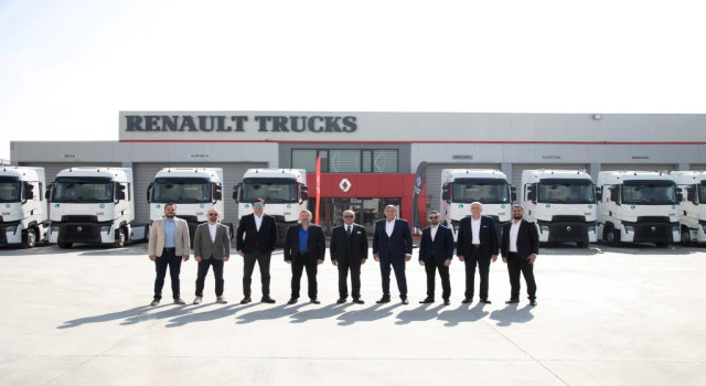 Kayar Firmaları, Tek Markalı Renault Trucks Filosunu Güncelliyor