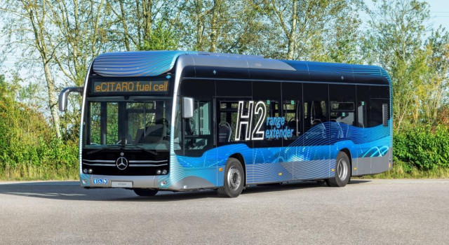 Mercedes-Benz eCitaro Fuel Cell, "Yılın Otobüsü" ve "Yılın Çevre Dostu Otobüsü" Ödüllerini Kazandı