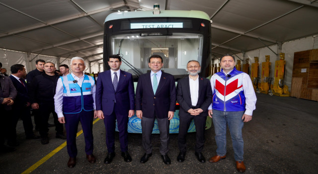 İmamoğlu Yeni Metrobüs Aracını Test Etti