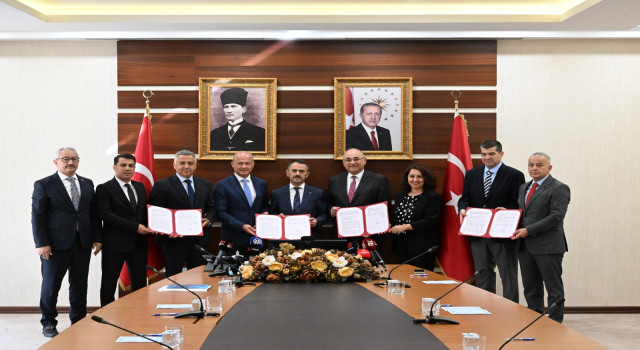 Ford Otosan'dan Vehbi Koç Vakfı İş Birliğiyle Başiskele'ye Eğitim Yatırımı