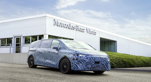 Mercedes-Benz Vitoria Fabrikası Yeni Çağa Hazır: Yeni VLE'nin Ön Seri Üretimi Başladı
