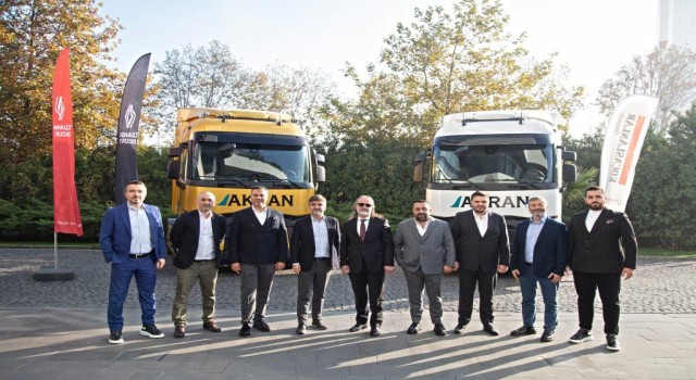 Akran Grup, filosunu yeniden Renault Trucks T480 ile gençleştiriyor