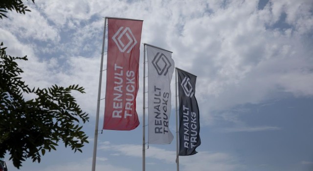 Renault Trucks, Flexis elektrikli hafif ticari araçların satış ve ticari faaliyetlerini üstlenecek