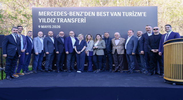 Best Van 23 adet Mercedes-Benz Otobüsünü Teslim Aldı