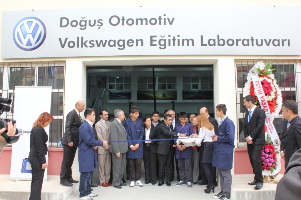 Meslek Lisesinde Doğuş Otomotiv Volkswagen Eğitim Laboratuvarı