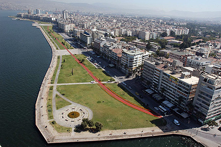 İzmirde Trafik Düzenlemesi