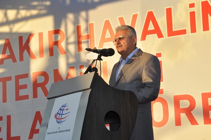 Diyarbakır Havalimanı Yeni Terminal Binası Temeli Atıldı