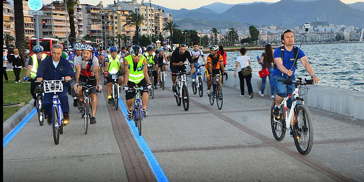 Haydi İzmir, Bas Pedala!