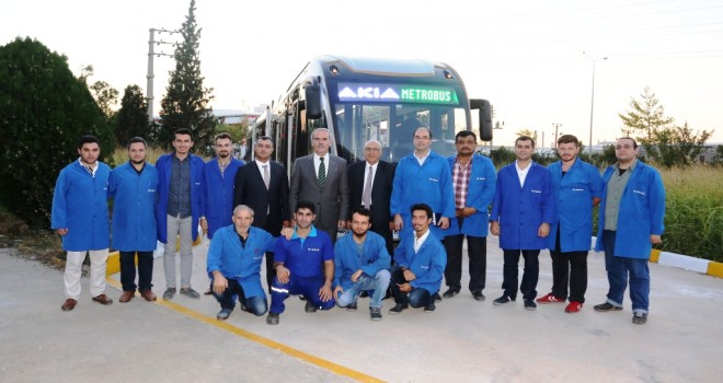 Metrobüsten Sonra Çift Katlı AKIA