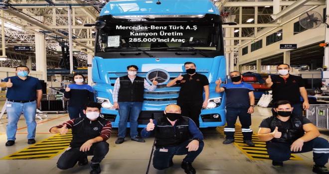 Mercedes-Benz Türk Aksaray Kamyon Fabrikası’nın 285.000’inci Kamyonu Actros 1851 LS Banttan İndi