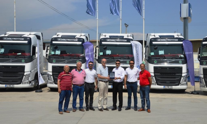 ÖZÇELİK TRANSPORT YİNE VOLVO TRUCKS’I TERCİH ETTİ