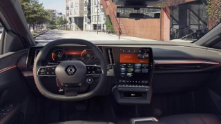 LG, Yeni Araç İçi Bilgi Eğence Sistemini Renault Megane E-TECH Electric ile Sunuyor
