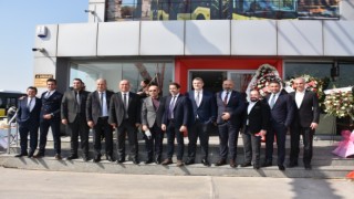 Anadolu Isuzu'nun Yeni Bayisi Örnek Otomotiv Açıldı
