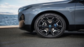 Yeni Pirelli P Zero Elect Lastikler Tam Elektrikli Bmw iX Modellerinin Orijinal Ekipmanı Olacak