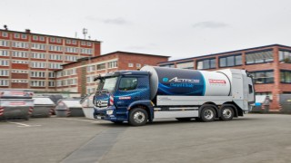 Mercedes-Benz eActros, Köln’de Atık Toplama Aracı Olarak Hizmete Alındı