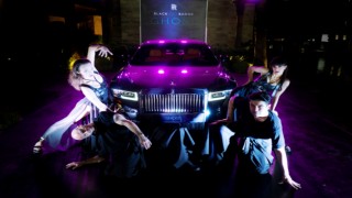 Rolls-Royce İstanbul Black Badge Ghost ile Yalıkavak Marina'da Yaza Veda Ediyor