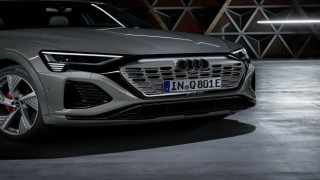 Audi Logosunu Yeniden Tasarladı