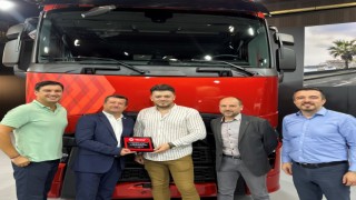 Yüksel Nakliyat, Atılımlarını Renault Trucks Çekiciler İle Sürdürüyor