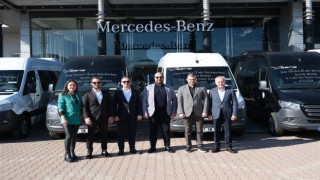 Mercedes-Benz, Sena Turizm’in Filosunu Güçlendirmeye Devam Ediyor