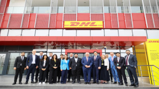 Almanya Cumhurbaşkanı Frank-Walter Steinmeier DHL Express Türkiye’nin İstanbul Havalimanı’ndaki operasyon merkezini ziyaret etti