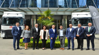 Alışan Lojistik, alımını yaptığı 150 adet Renault Trucks çekiciler ile filo yenileme ve büyütme projesini sürdürüyor