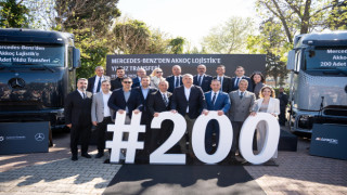 Mercedes-Benz Türk’ten Akkoç Lojistik’e 200 Adet Yıldız Transferi