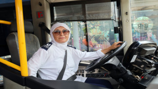 Toplu Taşımaya Kadın Eli