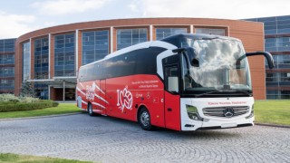 Mercedes-Benz Türk, A Milli Voleybol Takımlarının Resmi Ulaşım Sponsoru Olmaya Devam Ediyor