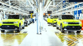 Yeni Jeep Compass Üretime Girdi: Üçüncü Nesil Melfi Fabrikası’ndan Çıkıyor