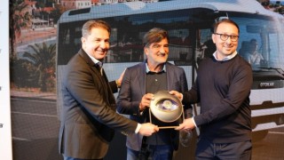 Otokar'dan Sena Tur'a Dev Otobüs Teslimatı