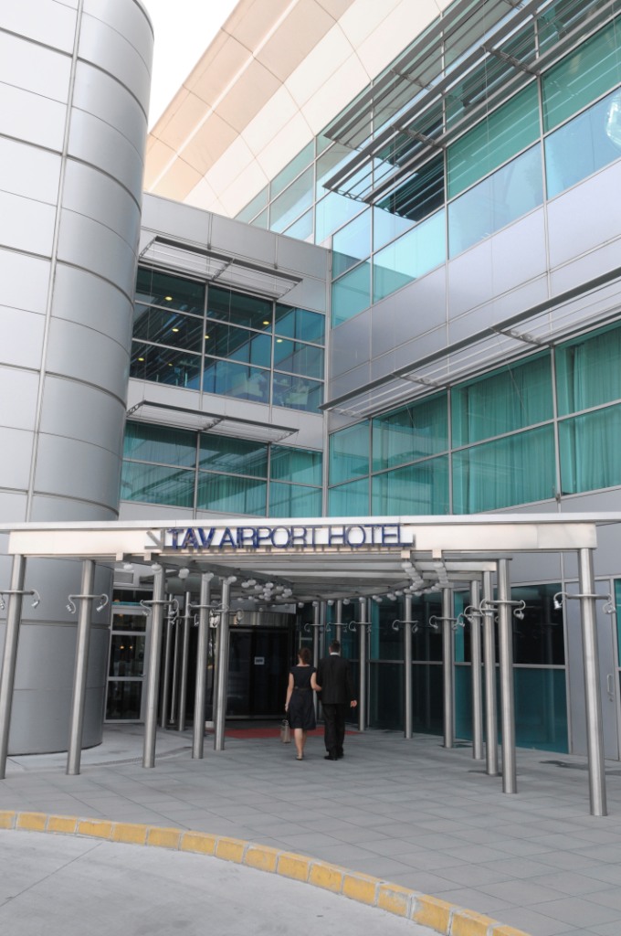 Türkiyenin İlk ve En Büyük Havalimanı Oteli