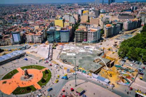 Taksim Meydanı Yayalaştırma Çalışması Tamamlanıyor