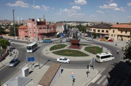 Antepte Trafik Sorununa Köklü Çözüm