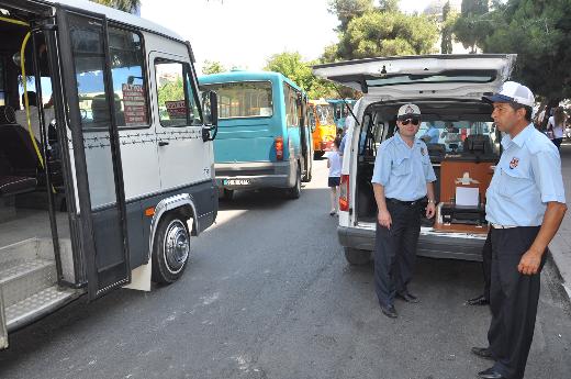 Trafik Zabıta Ekiplerinden Minibüslere Denetim