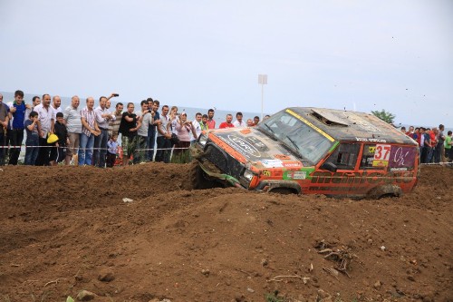 Off-Road İslampaşada Nefes Kesiyor