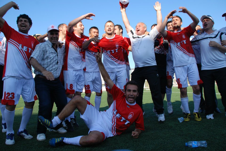 İETT Futbol Takımı Türkiye Şampiyonu