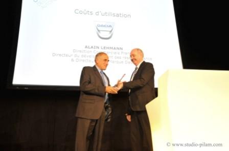 Dacia 2013 Otomotiv Markaları Grand Prixsinde Ödül Aldı