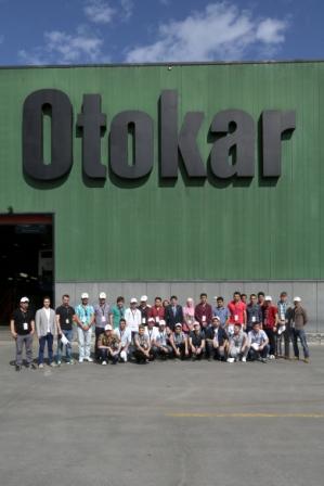 Afyon Kocatepe Üniversitesi Öğrencileri Otokar Fabrikasını Ziyaret Etti